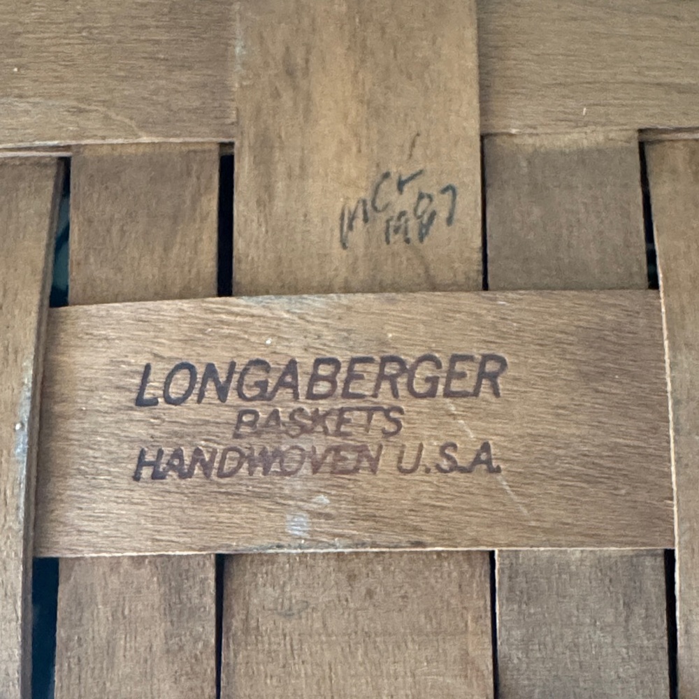 Longaberger Rich Brown Rectangular Basket - Picture 2 of 7